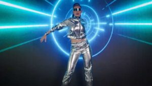 Susana Gavazova - excerpt from the music video Tik Tok