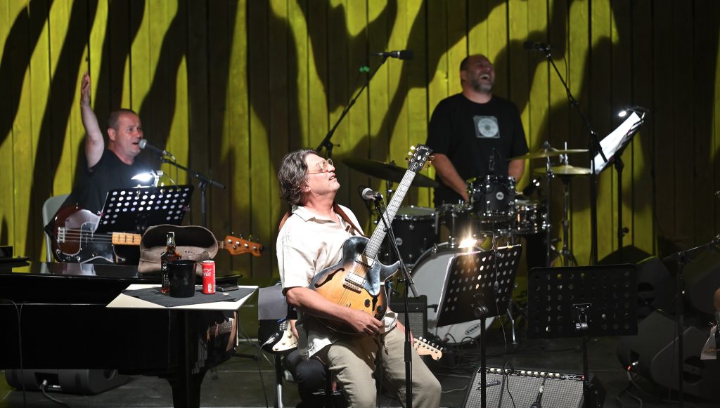 Antonije Pushic and Goce Stevkovski have fun while Mucho has a solo vocal moment / Archive of Music Nonstop Today / Photo: Vasil Buraliev / June 25, 2024