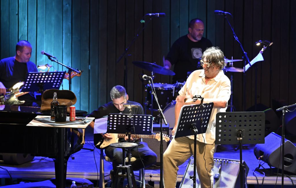 Rambo dances while guitarist Zoran Kostadinovski performs solo / Archive of Music Nonstop Today / Photo: Vasil Buraliev.
