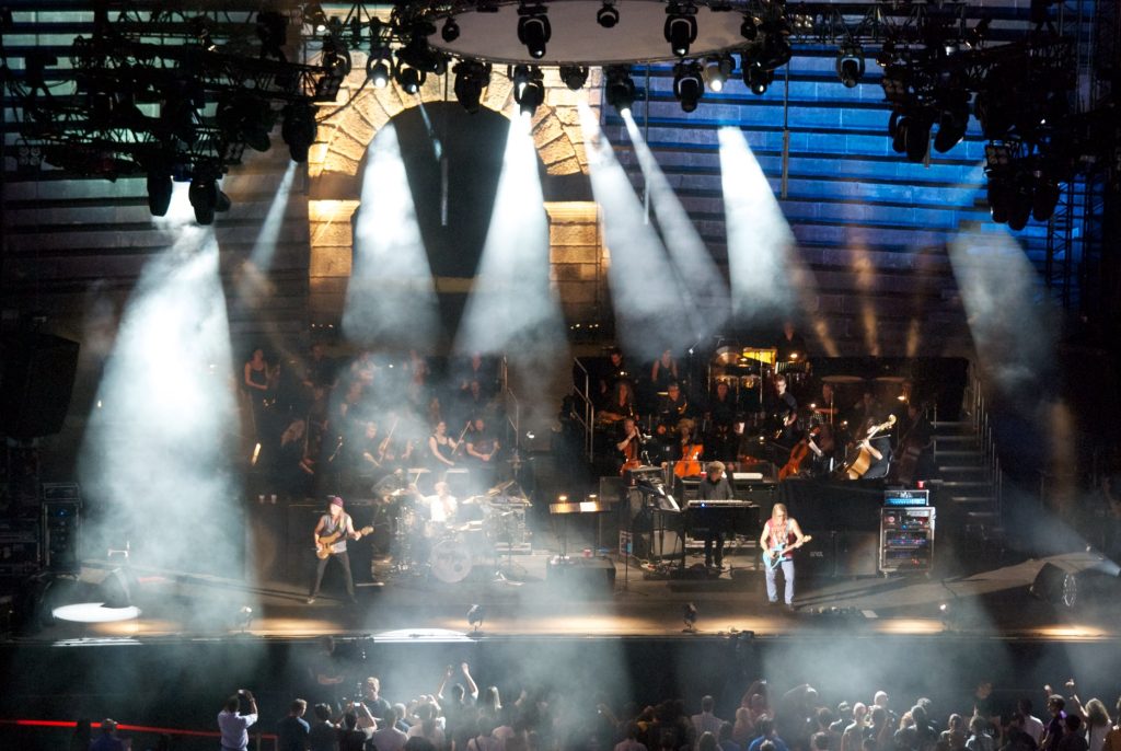 Deep Purple a Verona - July 18 2011 - Photo by Stefano Delfrate - Flickr - CC BY-SA 2.0 - one of the most classic rock bands of the 70s