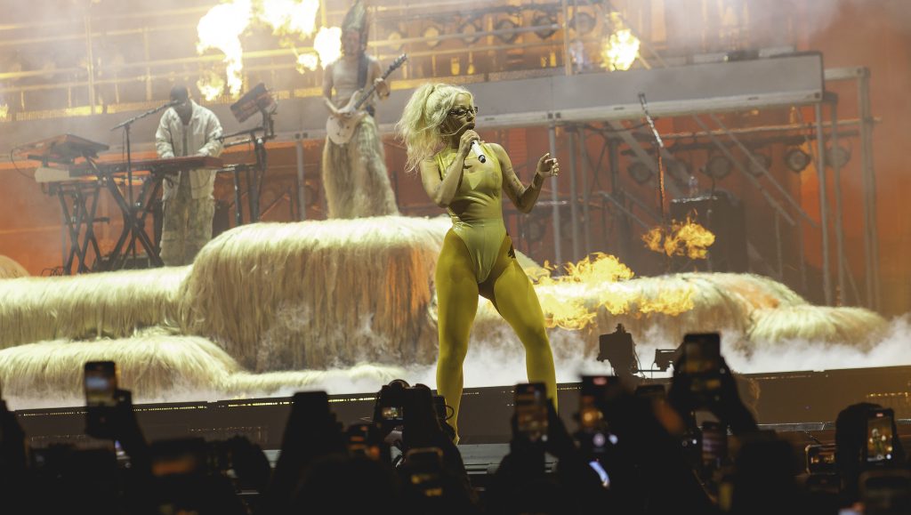 Doja Cat - The O2 - June 14 - 2024 - photo by Raph_PH (3)