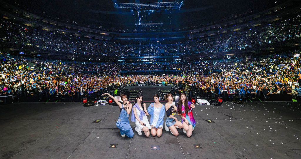 LE SSERAFIM Tour "EASY CRAZY HOT" - September 2025 in Mexico