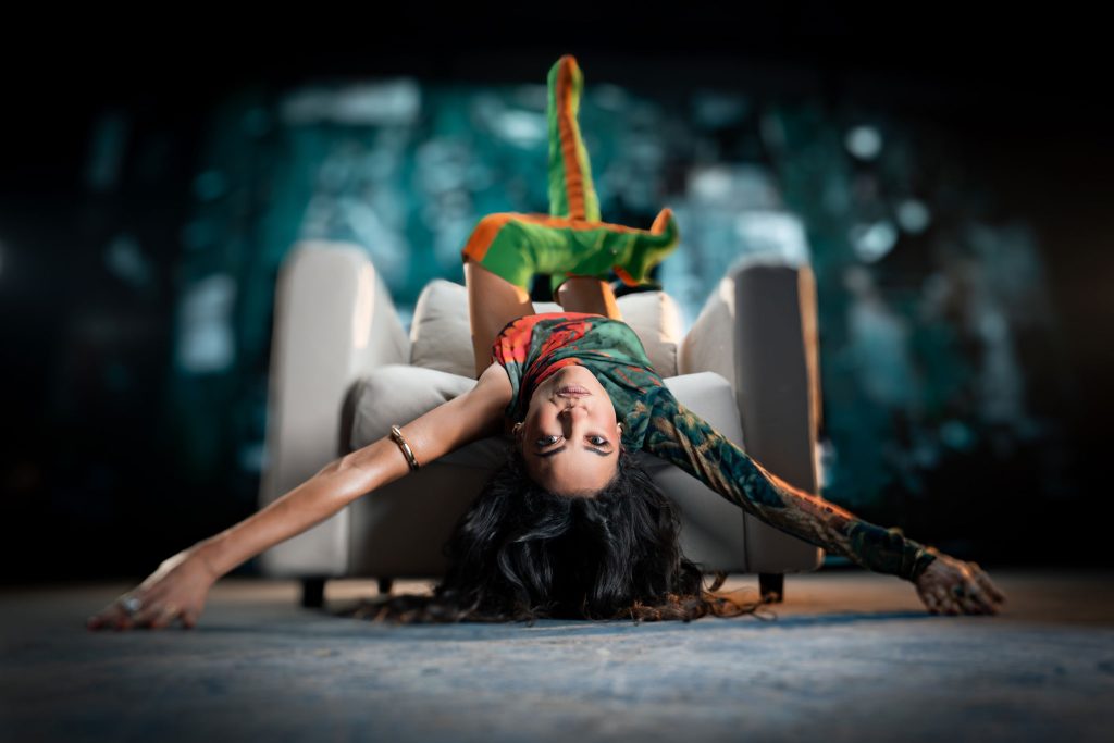 Barbara Isasi - from the music video "Mala"